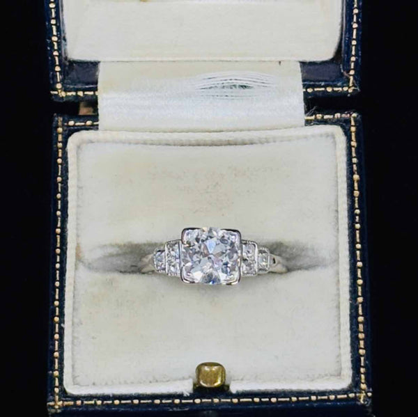 Front view of an Art Deco 1920s Diamond Engagement Ring