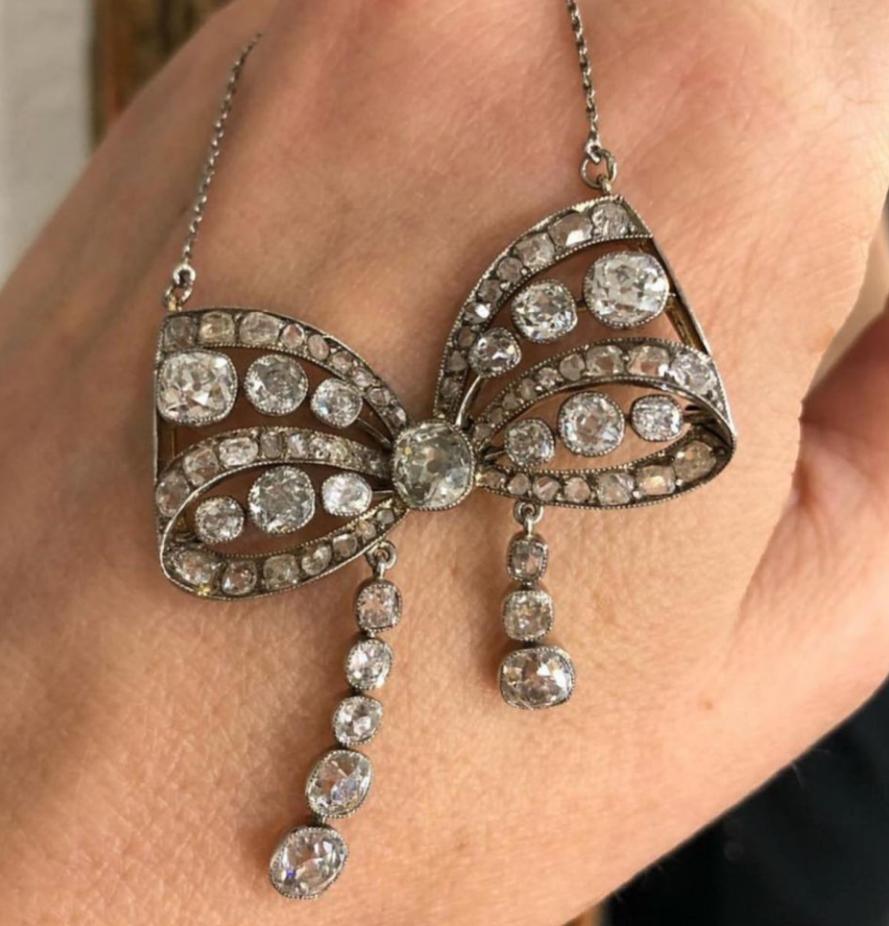 edwardian-8-60ct-platinum-bow-necklace