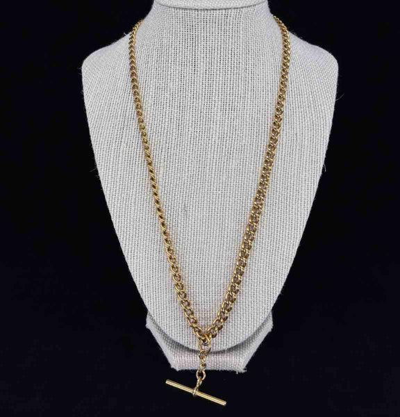 Elegant 18-carat yellow gold Edwardian Albert chain with a seamless link design.