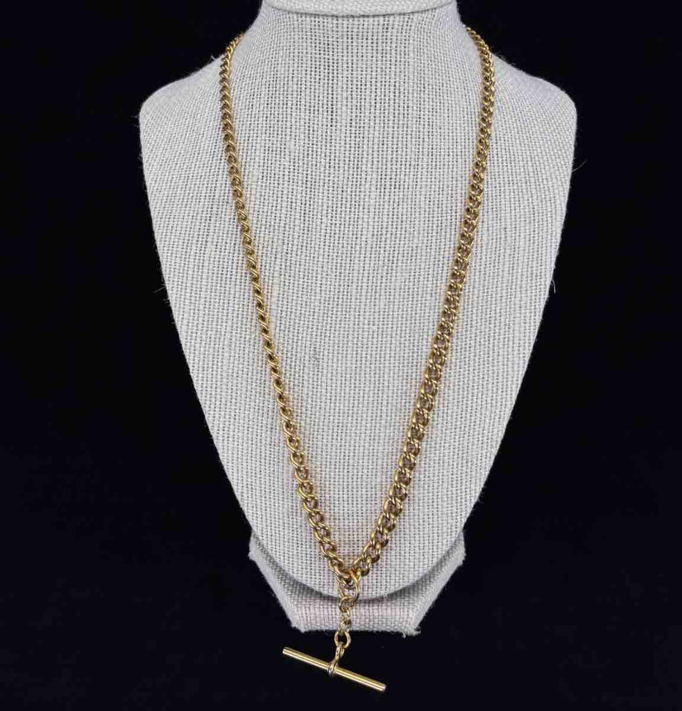 Elegant 18-carat yellow gold Edwardian Albert chain with a seamless link design.