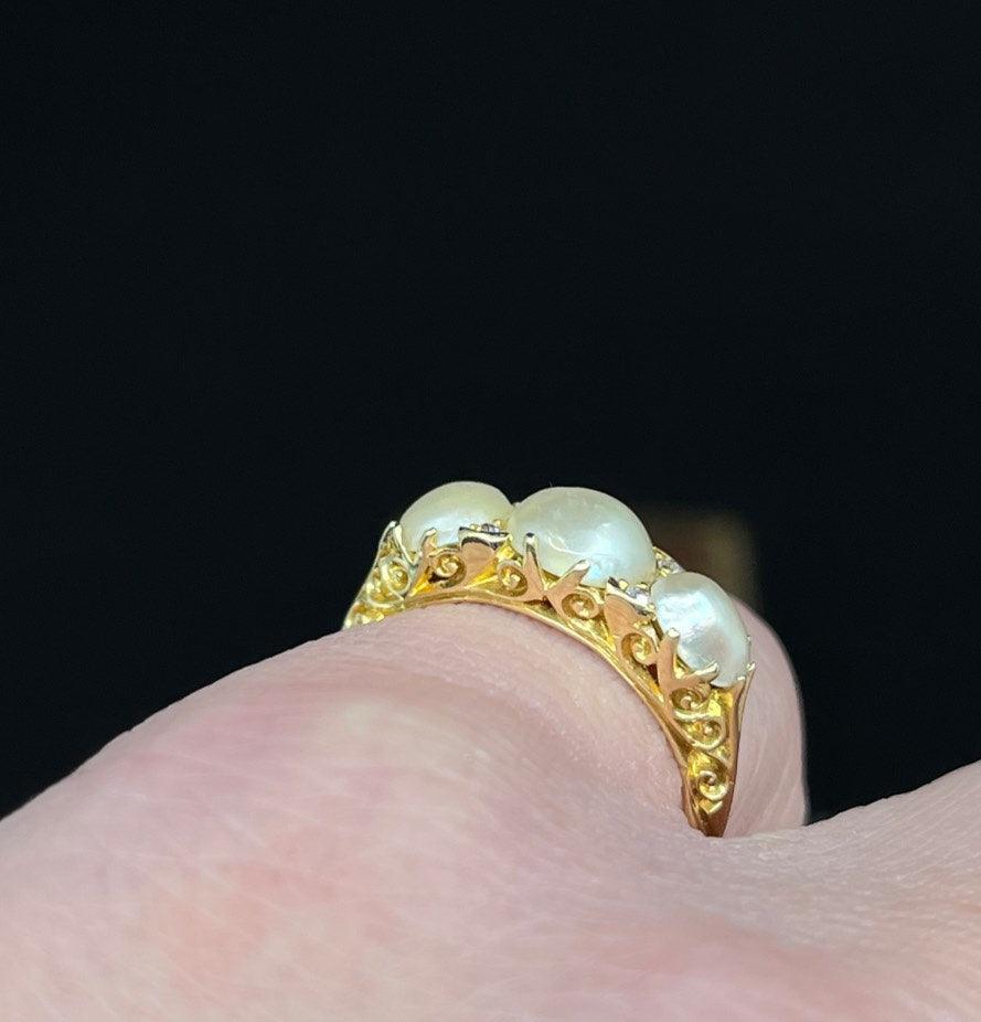 1914_Payton_Pepper___Sons_Ltd_Pearl_and_Diamond_Ring