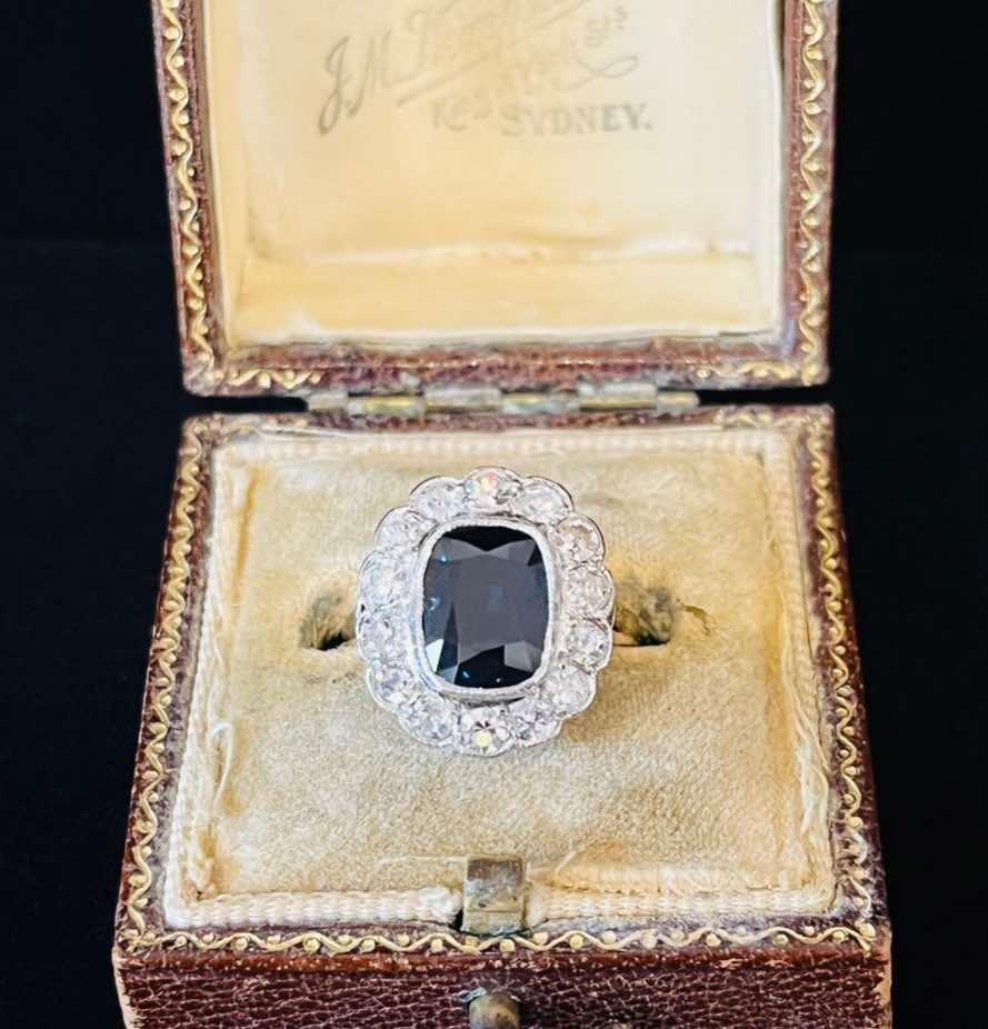 antique_Sapphire_and_Diamond_Cluster_Ring