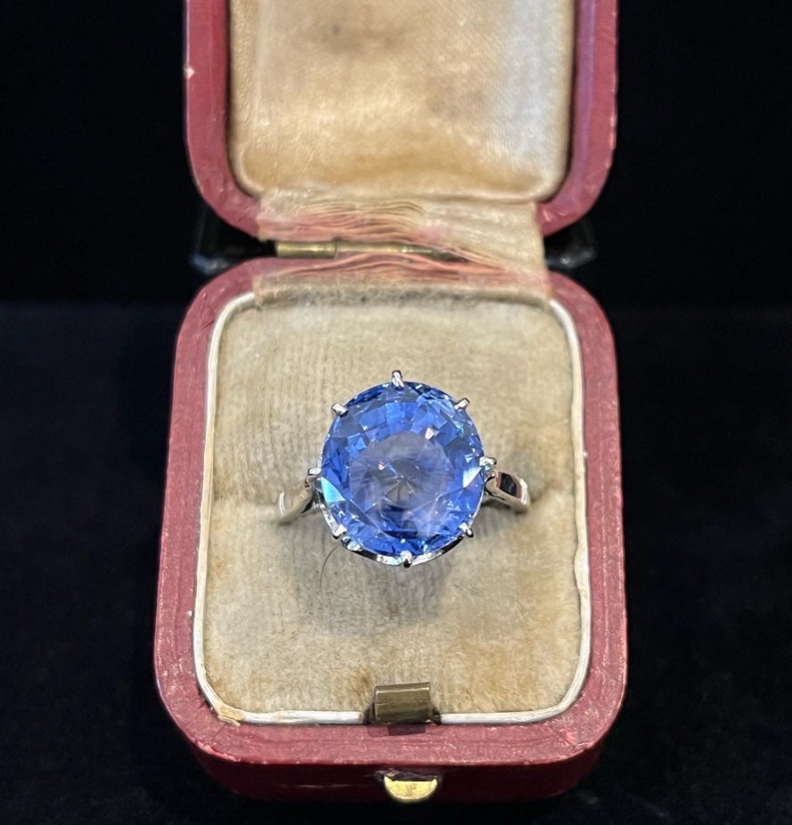 antique-Oval-Ceylon-Sapphire-Ring