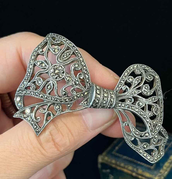 vintage_Silver_marcasite_Bow_Brooch