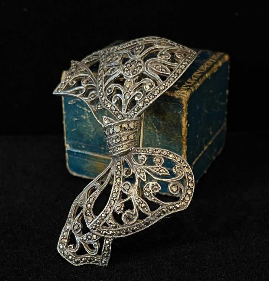 1930s_Marcasite_Sterling_Silver_Bow_Brooch