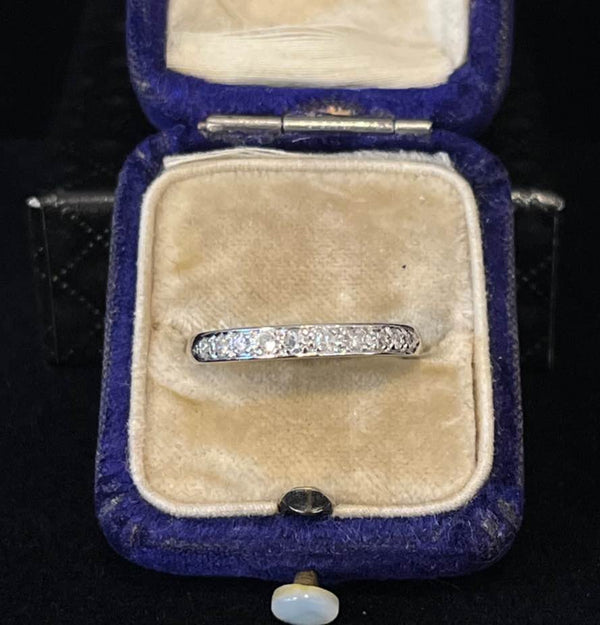1930s_diamond_wedding_ring_band