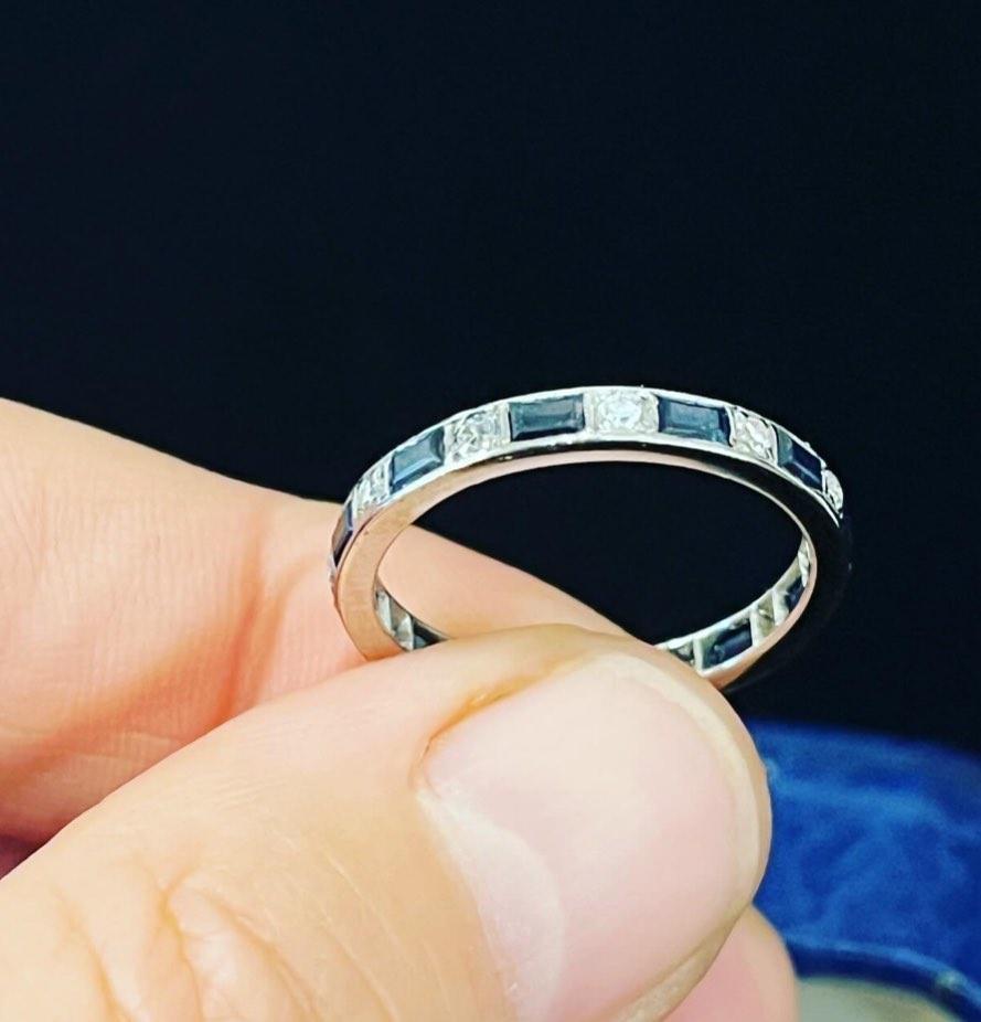 1940s_Sapphire_and_Diamond_Full_Circle_Wedding_Band