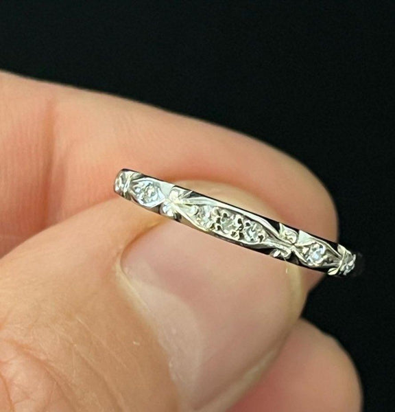 1950s_White_and_Yellow_Gold_Diamond_Wedding_Band