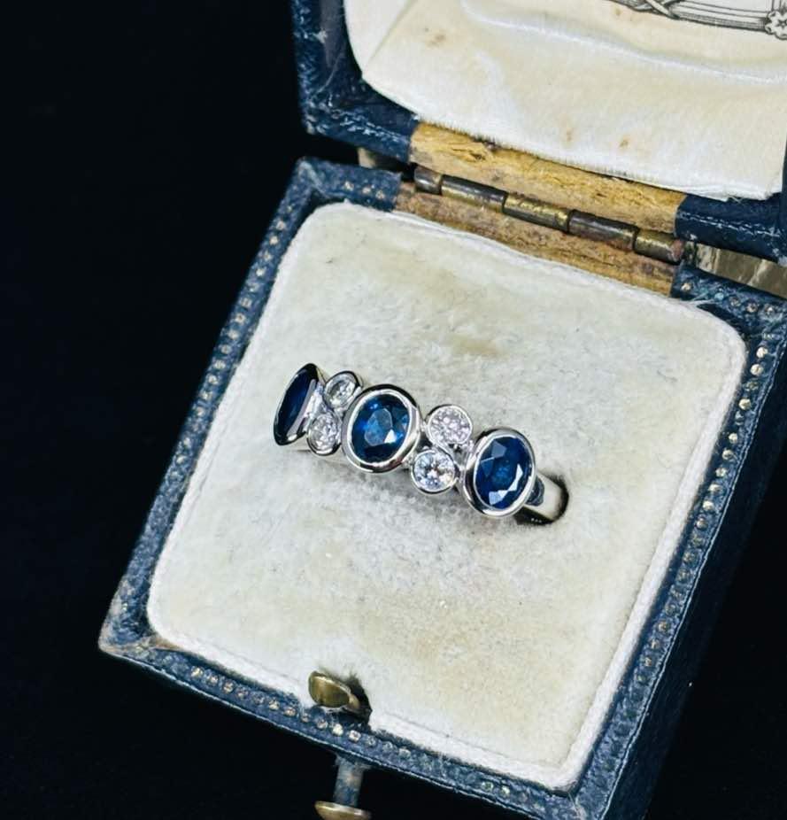 Handmade_Sapphire_and_Diamond_Ring_with_Ceylon_Blue_Sapphires