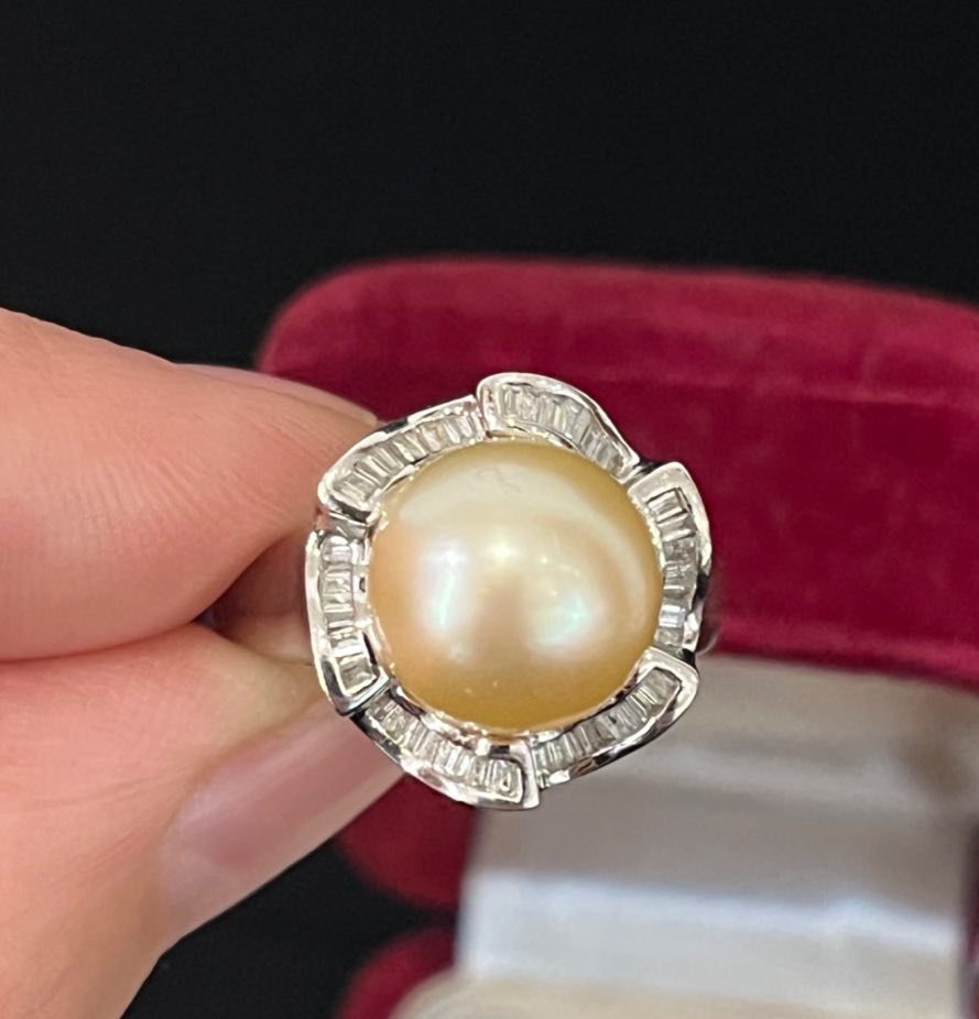 South_Sea_Pearl_and_diamond_Cluster_Ring