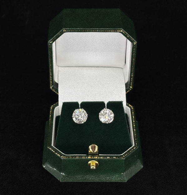 A pair of timeless Vintage 4.20ct Old European Cut Diamond Earrings from the 1920s