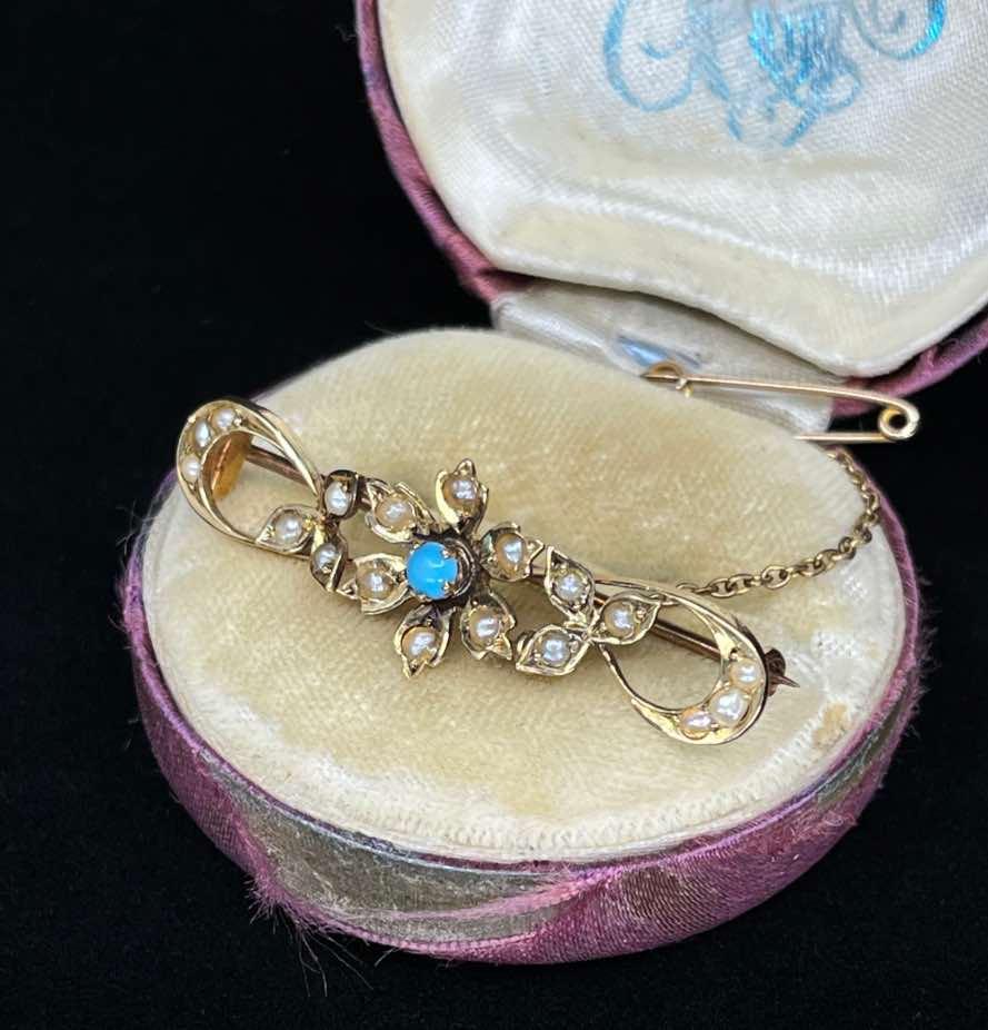 Victorian_15ct_Willis___Co_Turquoise_and_Pearl_Brooch