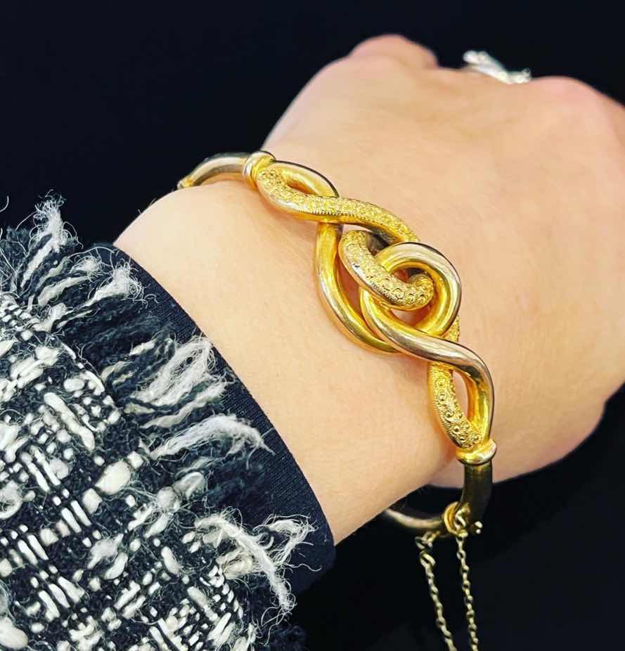 Victorian_9ct_yellow_Gold_knot_bangle