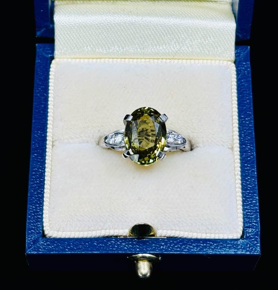 Vintage-Alexandrite-Ring