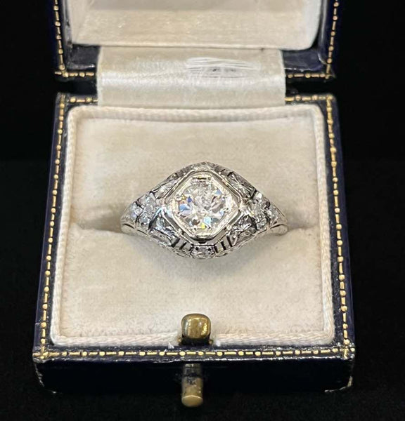 Art_Deco_Platinum_Diamond_Ring