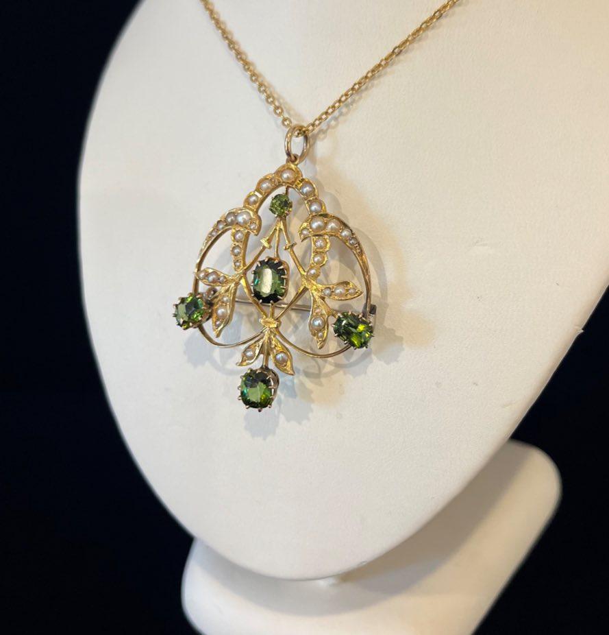 antique_Edwardian_Green_Tourmaline_Pearl_Pendant