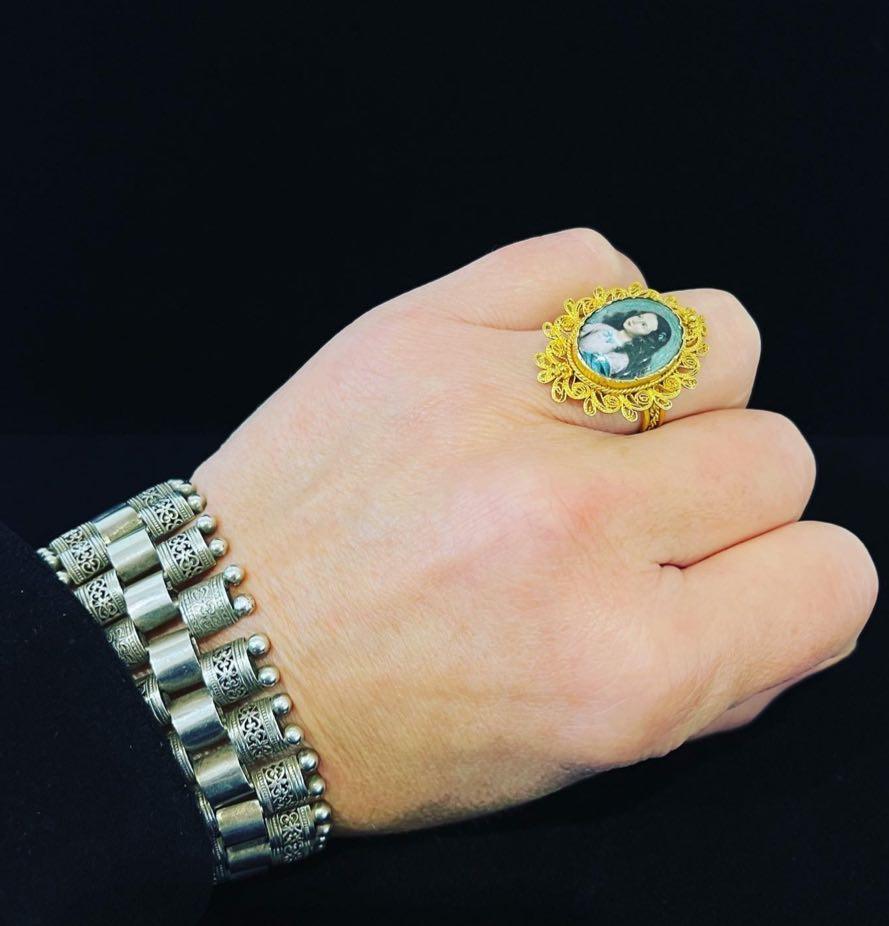 Georgian_Cannetille_Porcelain_Portrait_Ring