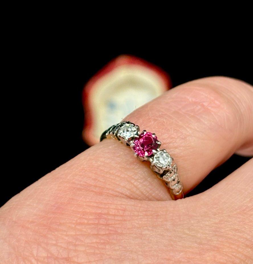 Vintage 1960s Oval Ruby and Diamond Ring– Irene Byrne Co